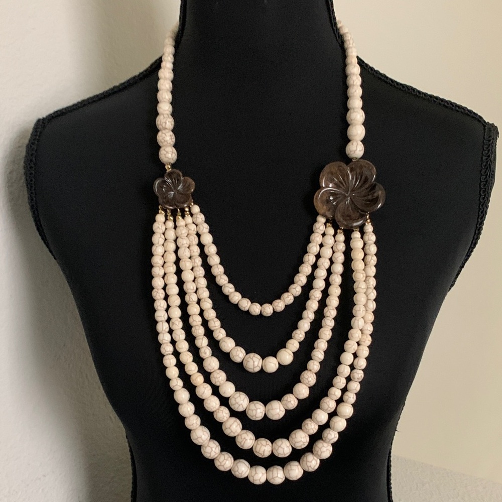 NWOT Macy's Elegant Cream and Brown Floral Necklace.
